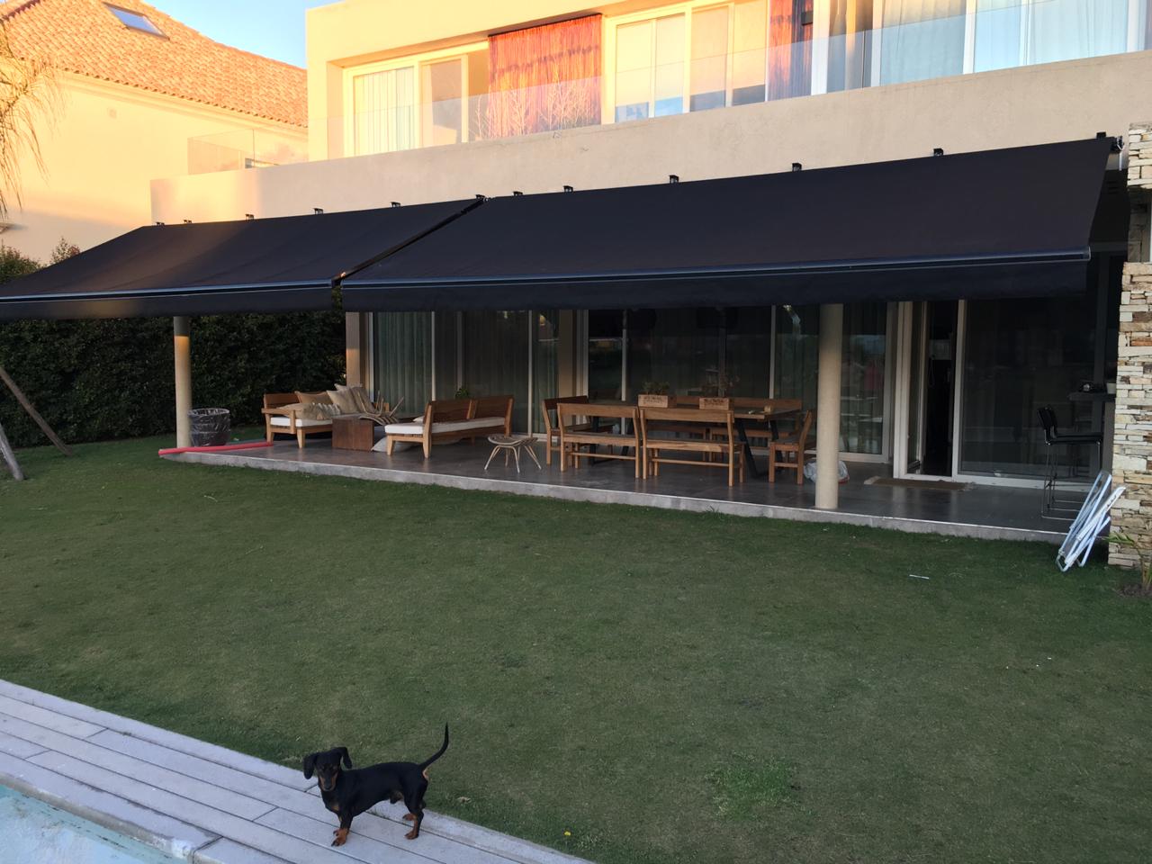 Toldo brazo invisible instalado - trabajo 1